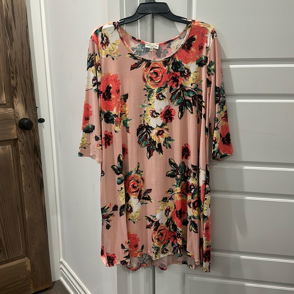 Women’s 1xl pink floral print chic soul brand dress